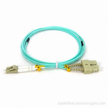2.0mm/3m Fiber-optic Patch Cord with SC-FC Connector, Suitable for Computer Network, LSZH/PVC Wires